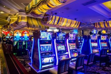 dewalive live platform interface showing slot games and live casino options